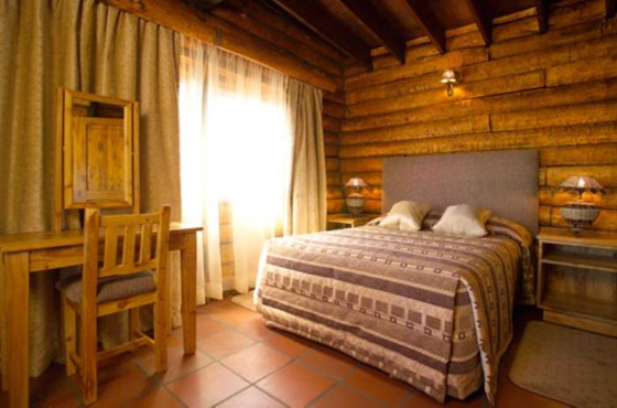Highlands Mountain retreat Accommodation Golden Gate Highlands National Park SANParks