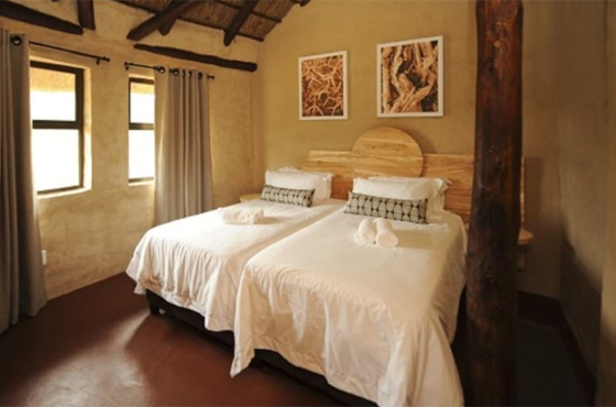 Nyathi Rest Camp Accommodation Addo Elephant National Park SANParks